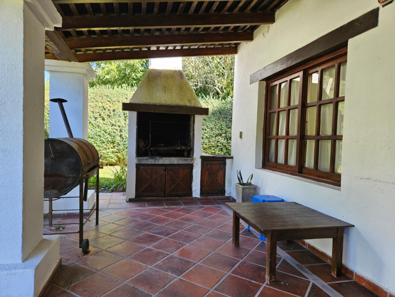ALQUILER CASA YALA