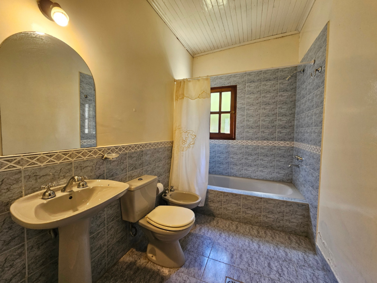 ALQUILER CASA YALA