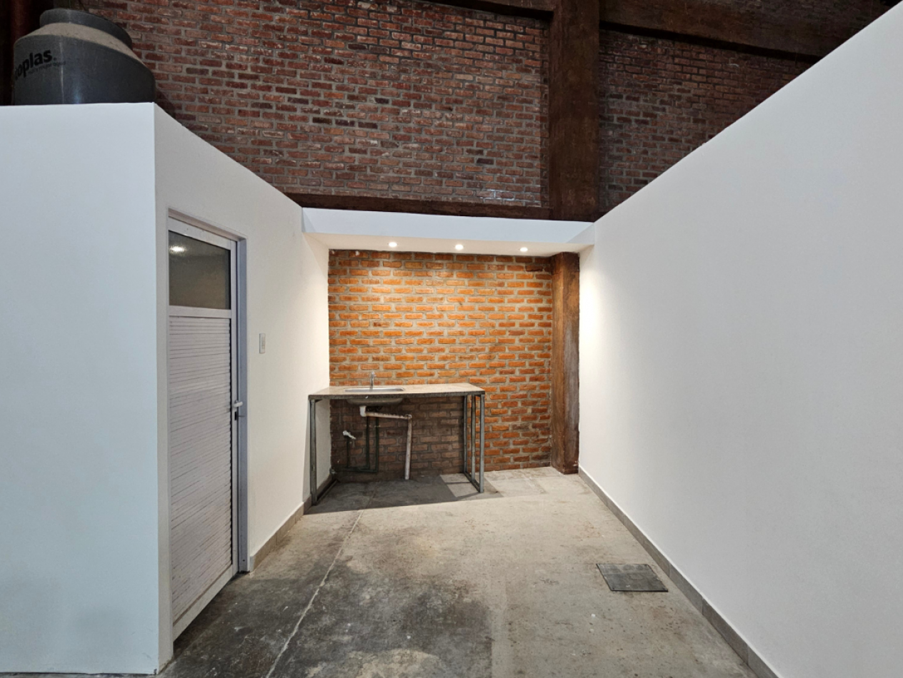 ALQUILER GALPON COMPLEJO EMPRESARIAL ARENALES