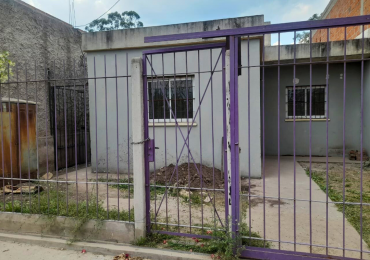 ALQUILER CASA 2 DORMITORIOS - B° 89 VIVIENDAS - 